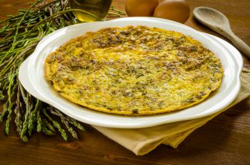 Frittata con asparagi selvatici