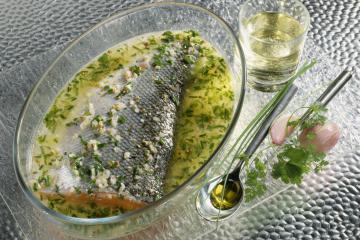 Salmone al vino bianco