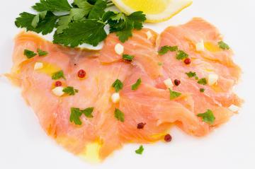 Salmone marinato