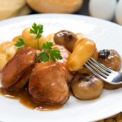 Filetto in agrodolce con patate novelle e cipolline